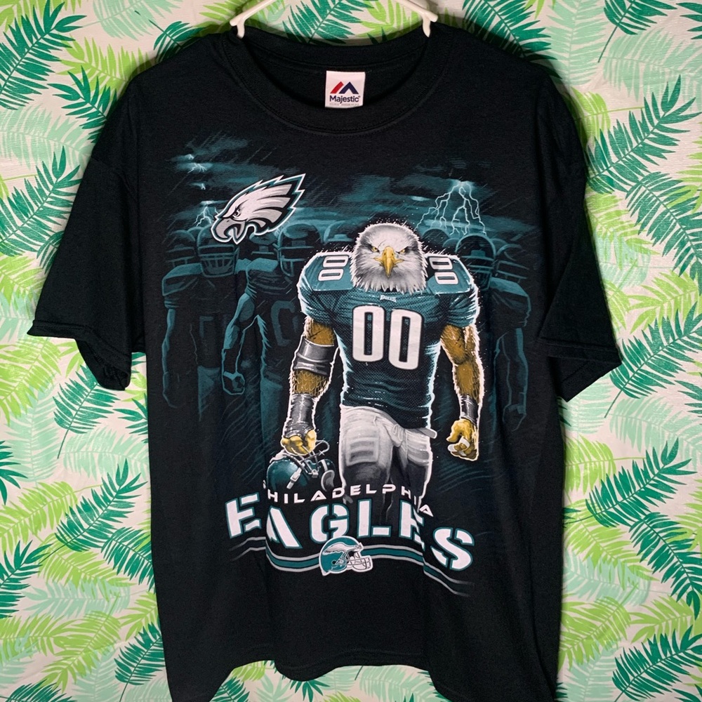 Eagles Fan Graphic Tee